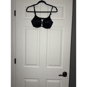 Victorias Secret Satin plunge Push-up bra 34c black Intimates NWT